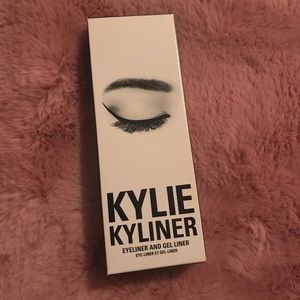 Kylie Cosmetics Black Kyliner